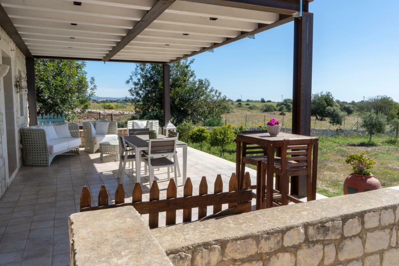 La Casazza - Country House Apartman Rosolini Kültér fotó